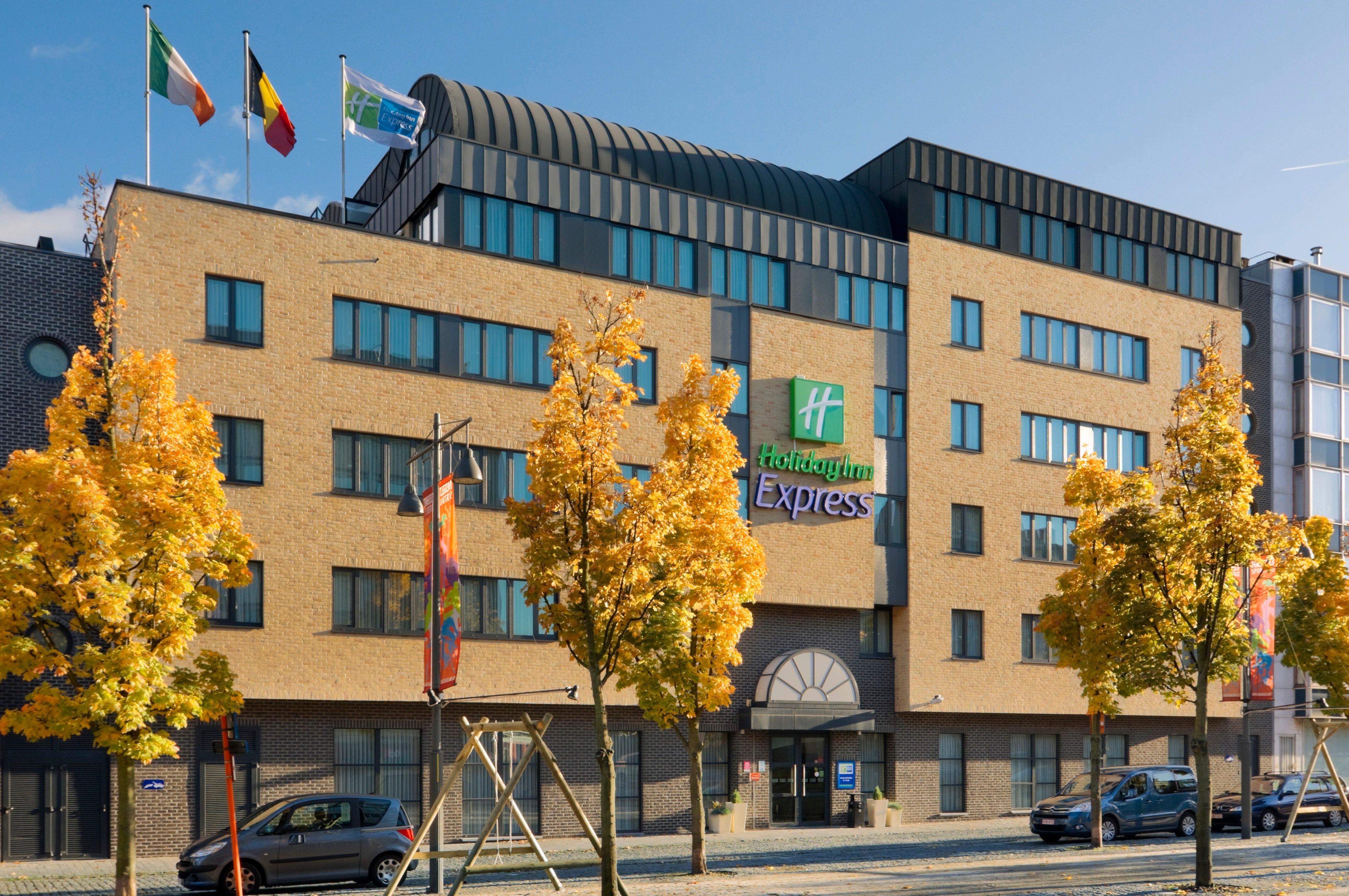 Holiday Inn Express Hasselt, An Ihg Hotel Bagian luar foto