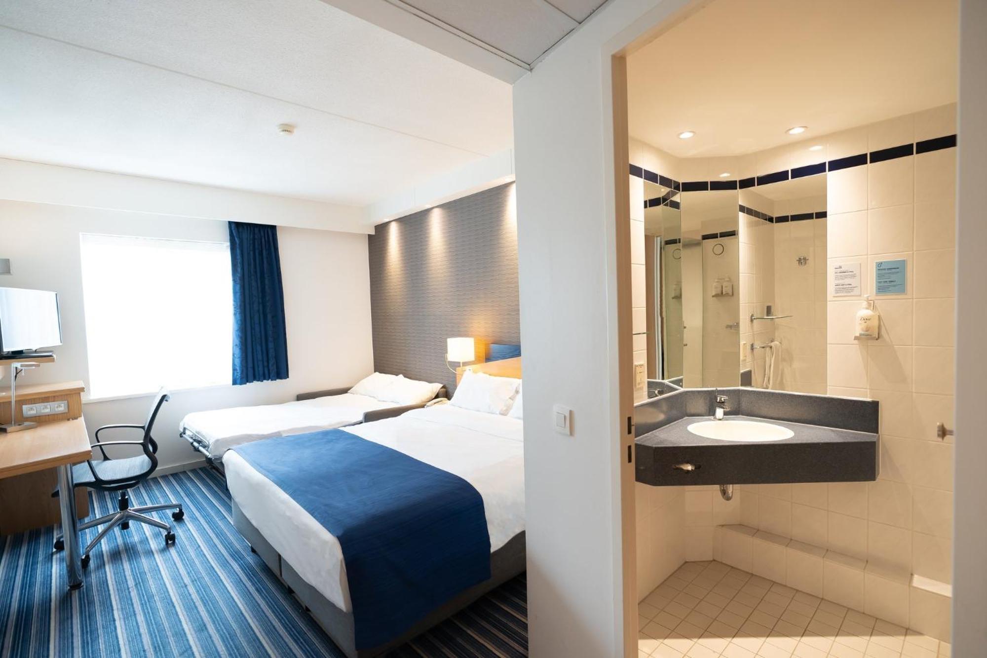 Holiday Inn Express Hasselt, An Ihg Hotel Bagian luar foto